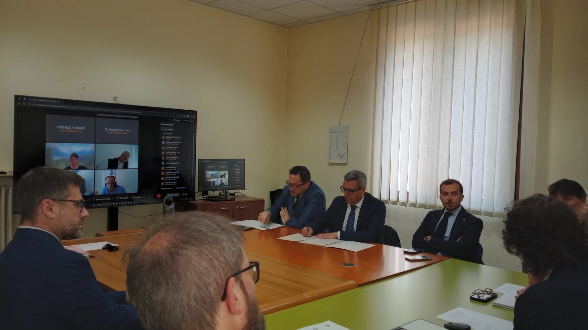 Regione Molise e banca europea degli investimenti. Avviato il percorso per la creazione di un Fondo di Sviluppo Strategico per favorire l’accesso al credito delle imprese molisane.
